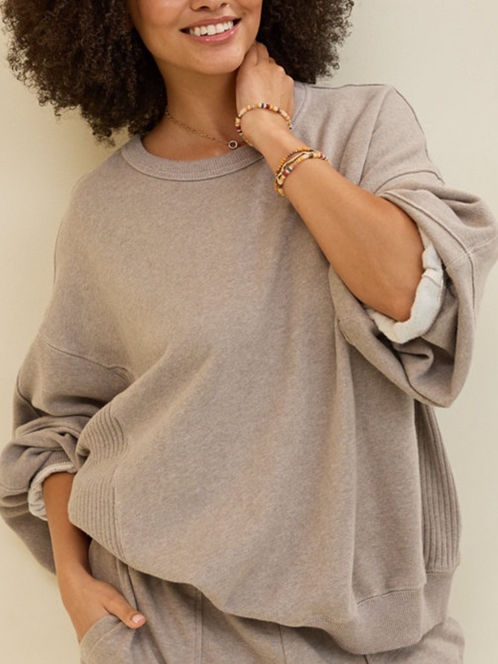 Aerie Tres Chic Sweatshirt - Picture 1 of 3